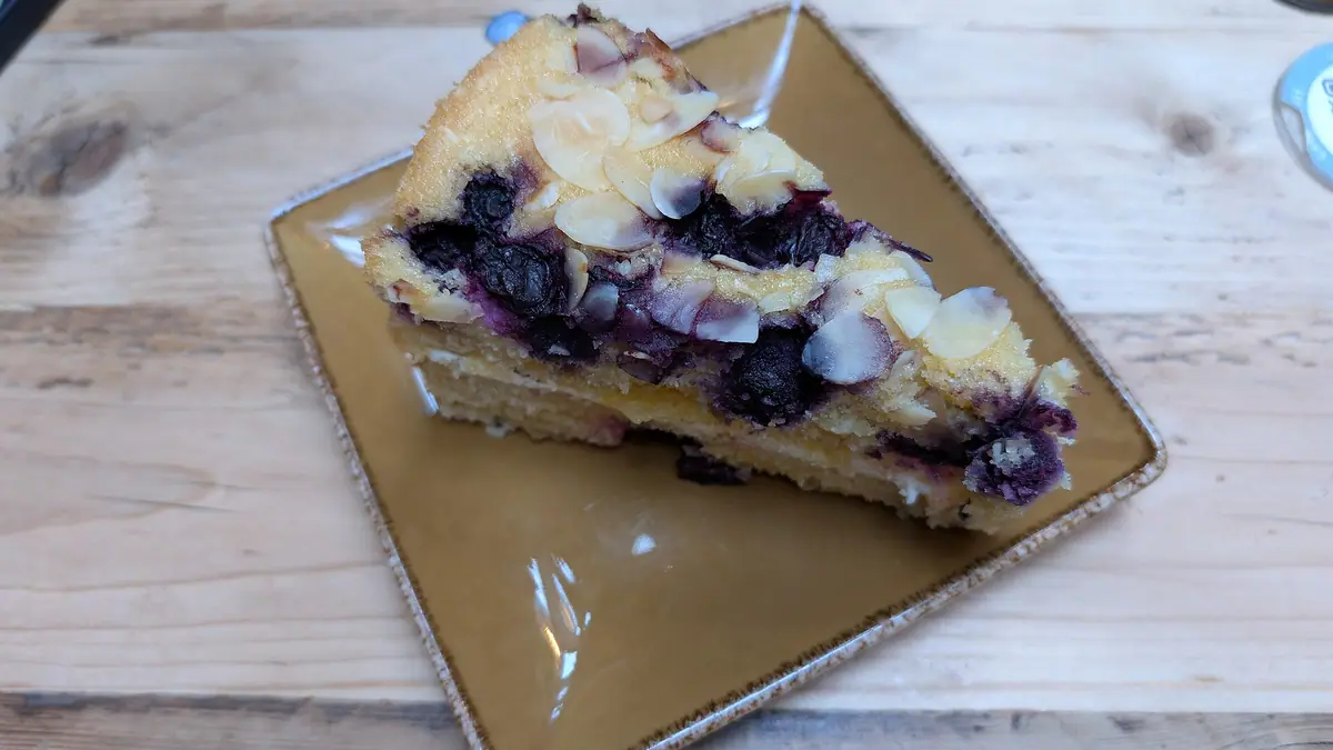 Kizzy's Cakes – cake shop in Sandfields, Port Talbot